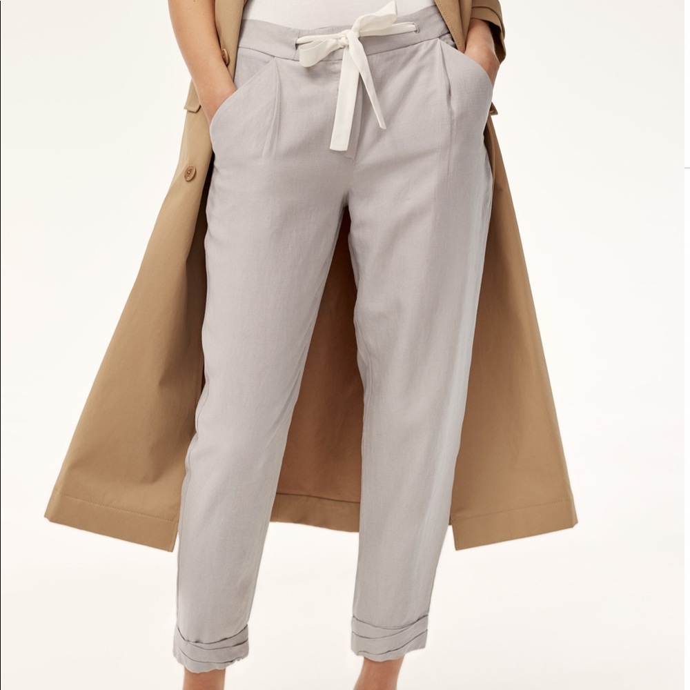 Aritzia Wilfred Allant Crepe Jogger Pants